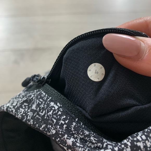 Lululemon Pace Rival Crop Power Luxtreme Suited Jacquard Black White / Black - Picture 11 of 16